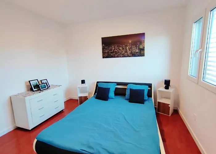 Holiday home Jolie Maison-6 Personnes